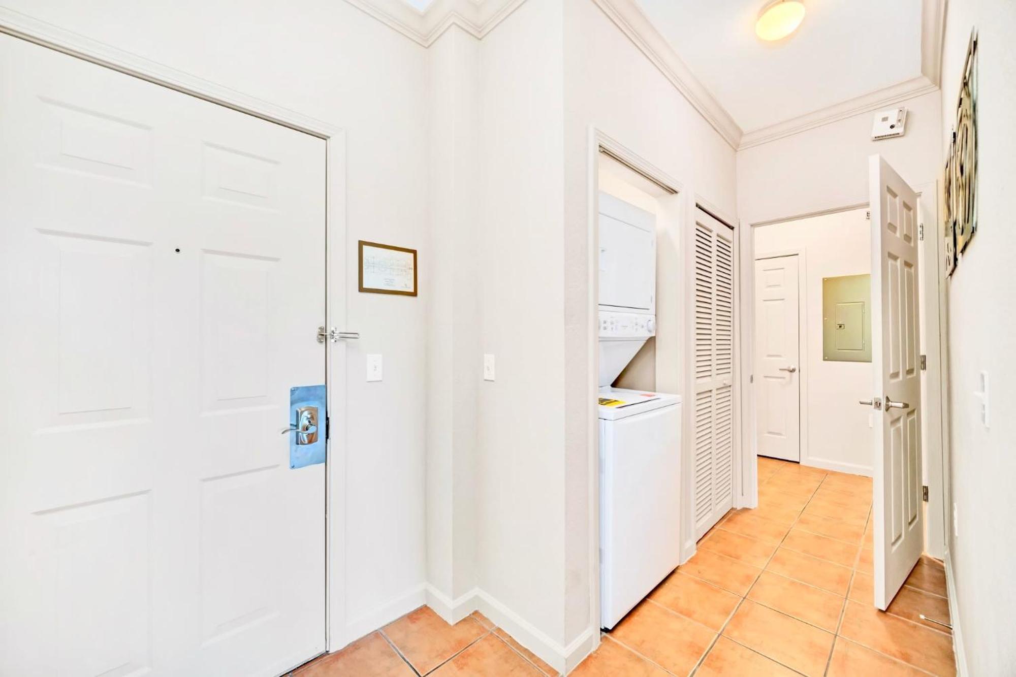 Stunning 2Br Condo With Hot Tub And Pool, Near Disney! Orlando Exterior foto